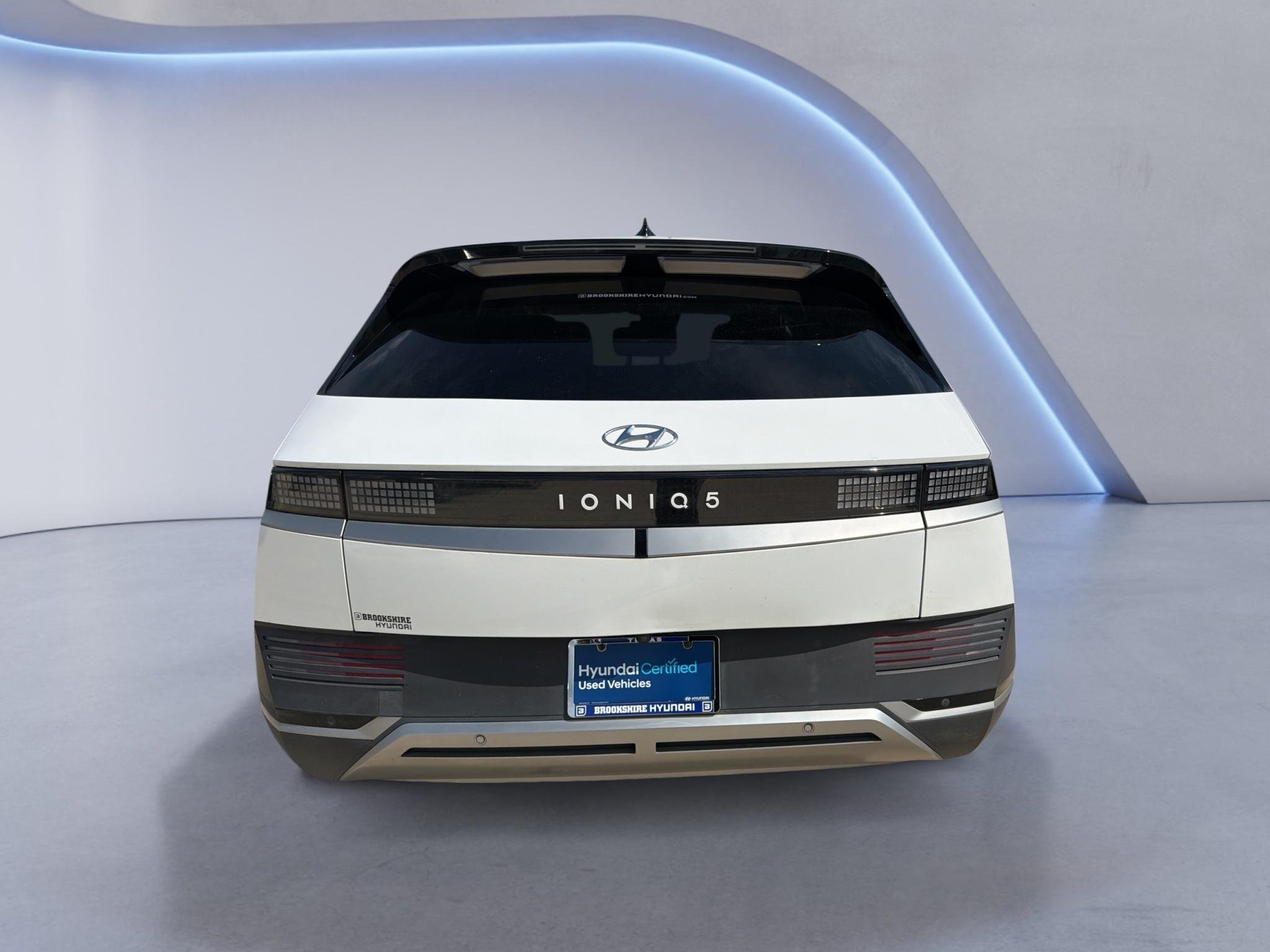 Certified Used 2024 Atlas White Hyundai SEL image 7