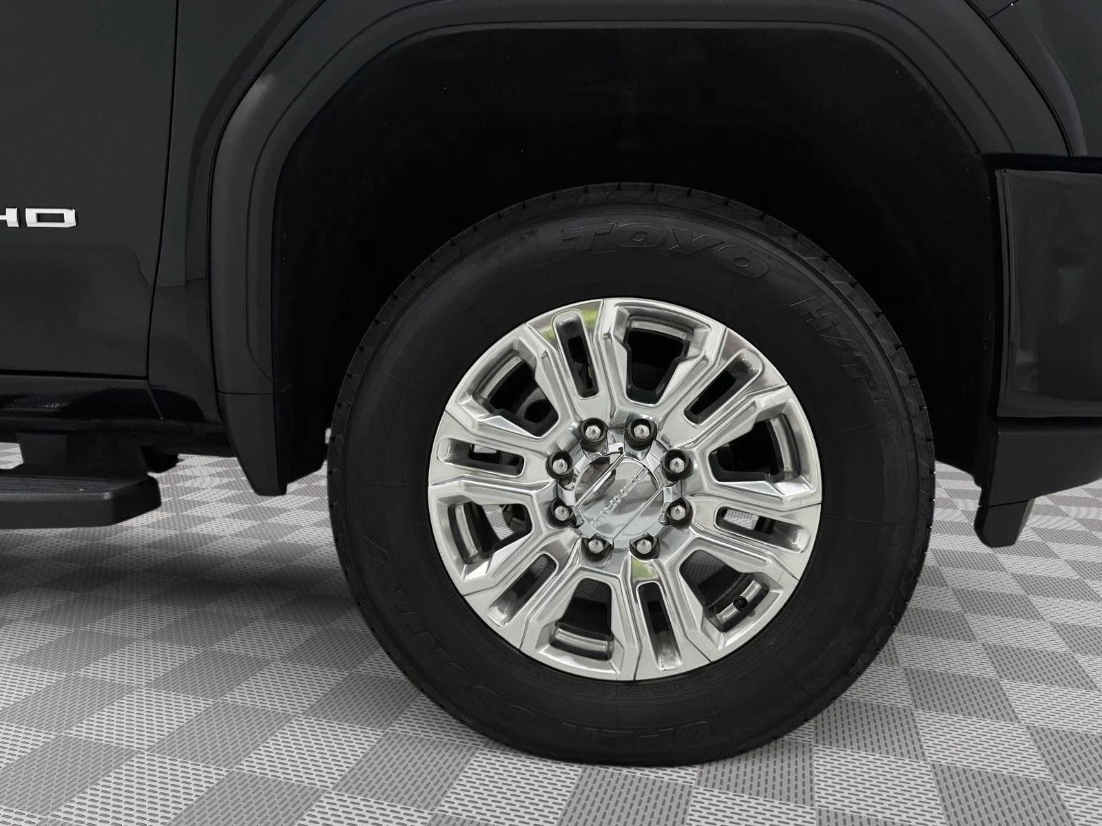 Used 2023 ONYX BLACK GMC Denali image 32