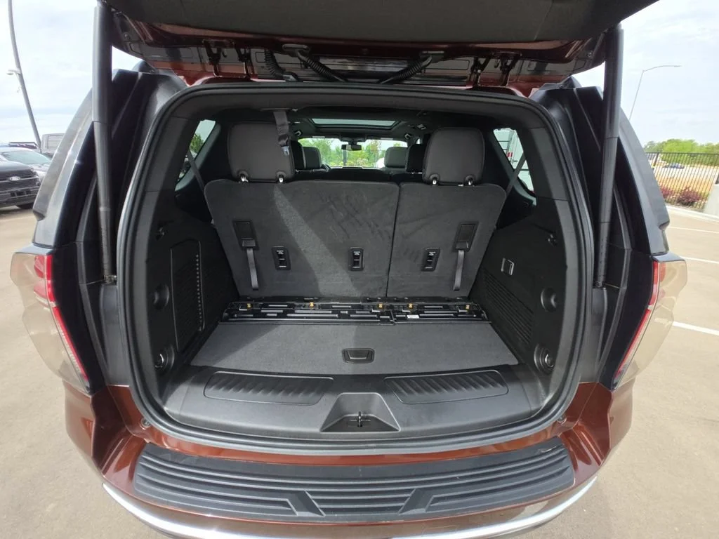 Used 2022 Auburn Metallic Chevrolet LT image 23