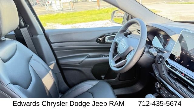 New 2026 Fathom Blue Pearl-Coat Exterior Paint Jeep Limited image 40