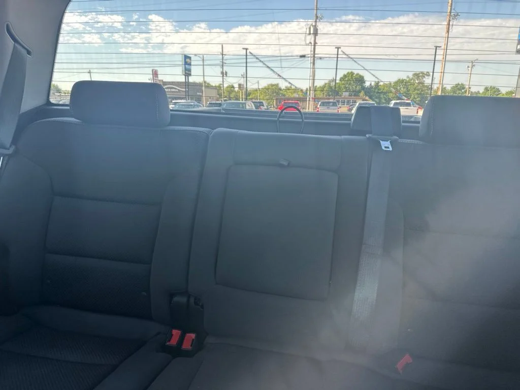 Used 2019 White Chevrolet LT image 23