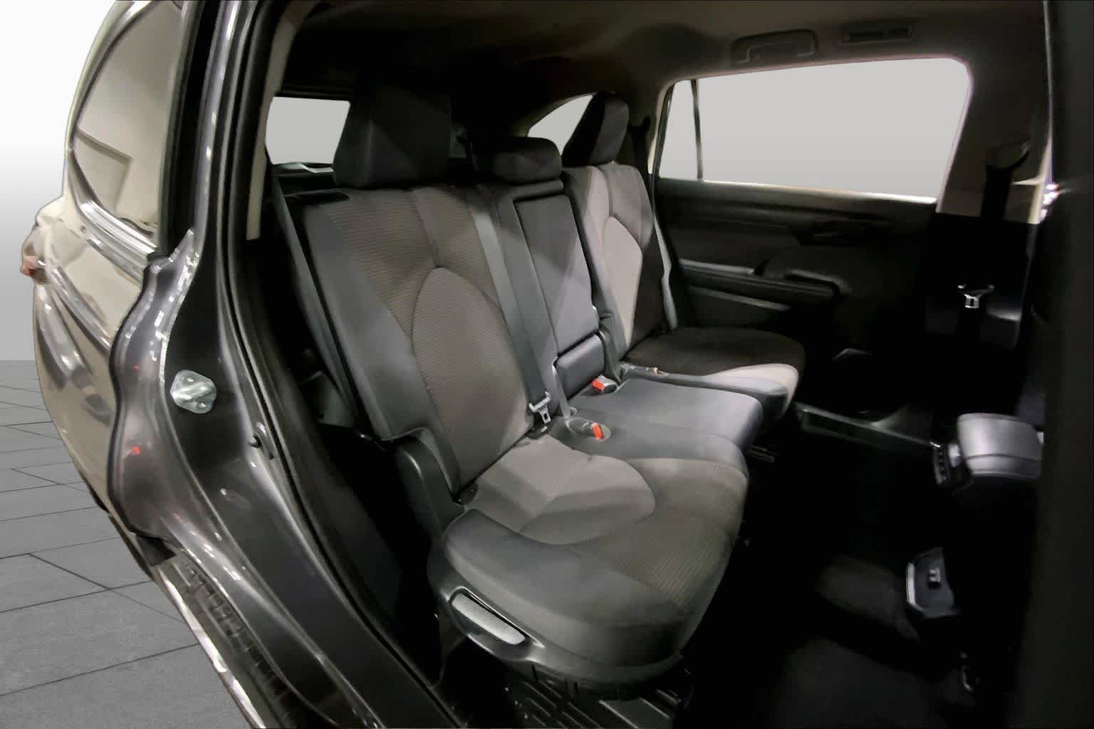 Used 2021 Magnetic Gray Metallic Toyota LE image 20