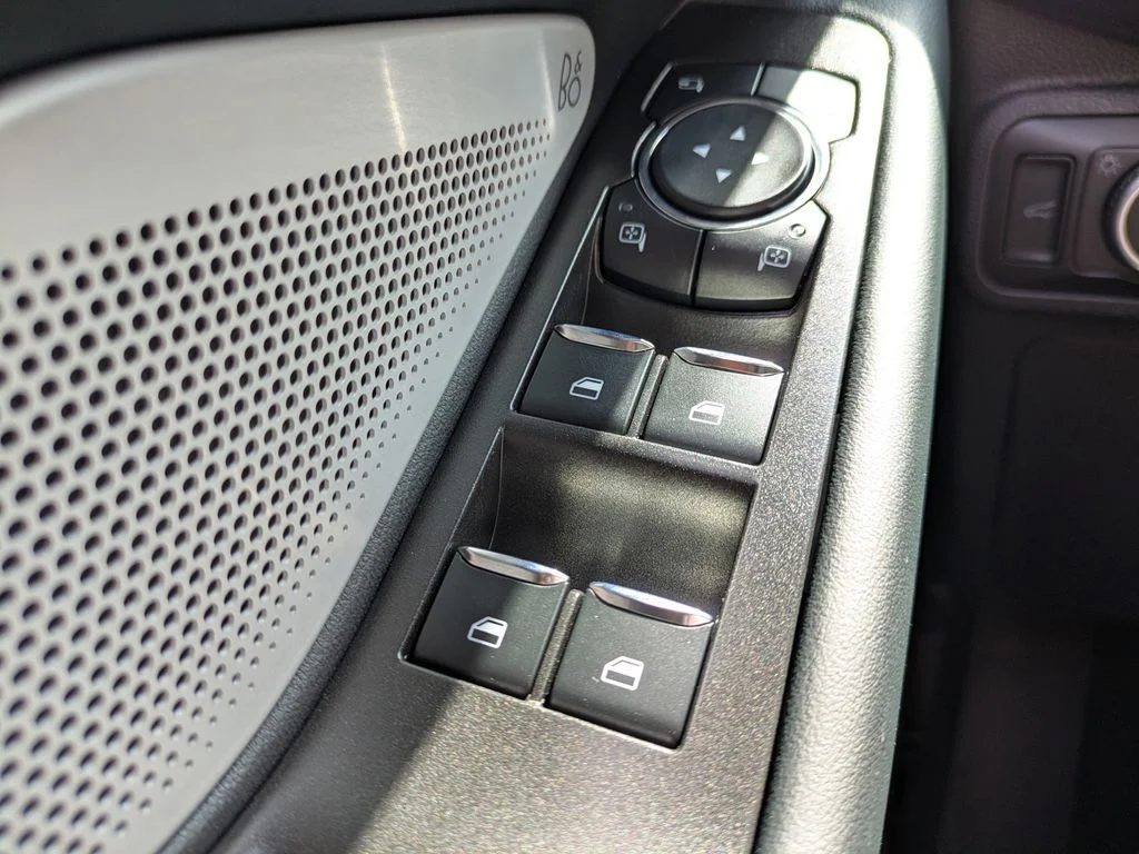 New 2026 Agate Black Metallic Ford Tremor image 31