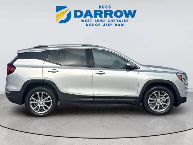Used 2022 Silver GMC SLT image 6