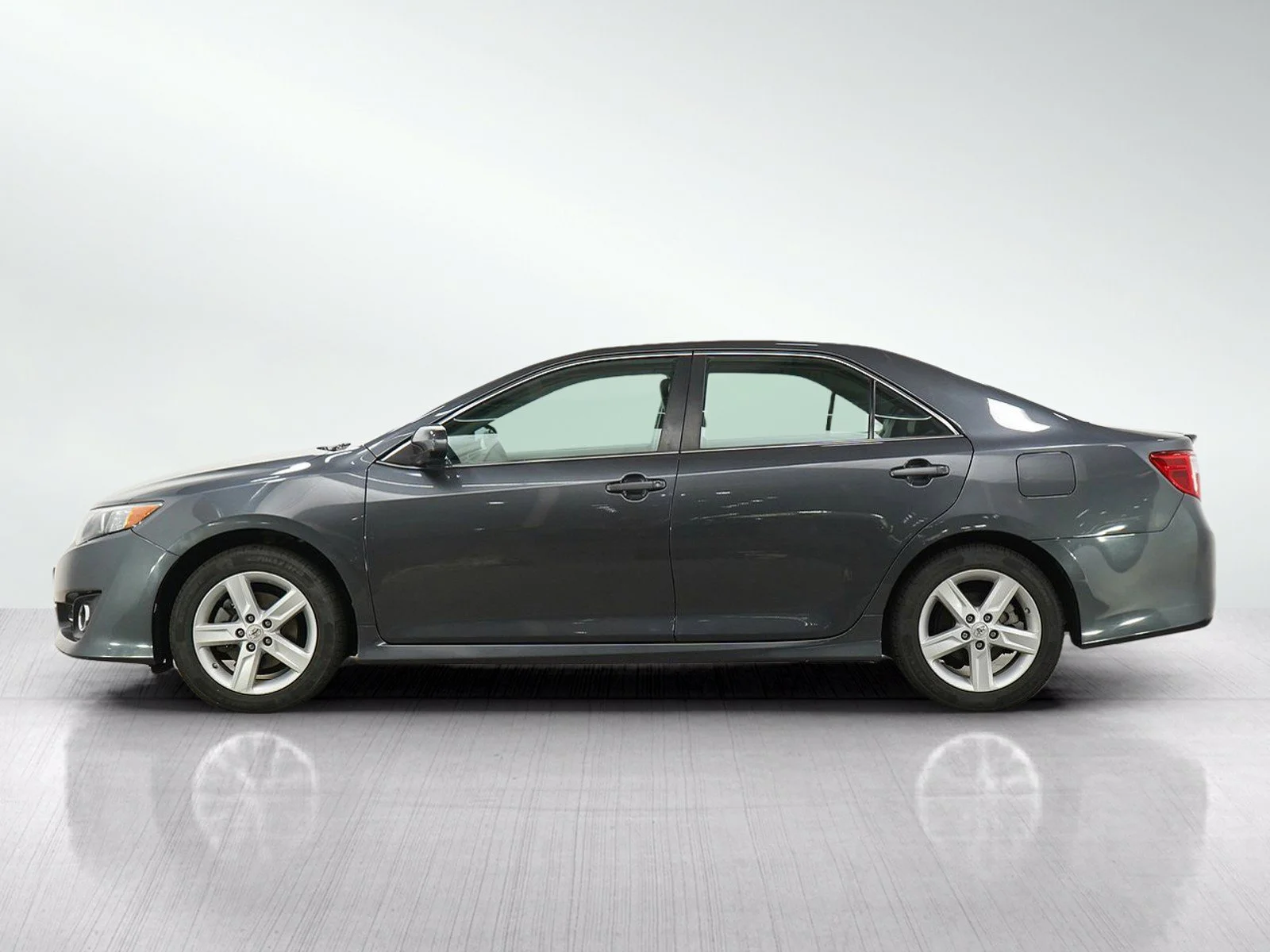 Used 2012 Toyota Camry SE with VIN 4T1BF1FKXCU103814 for sale in Wayzata, Minnesota