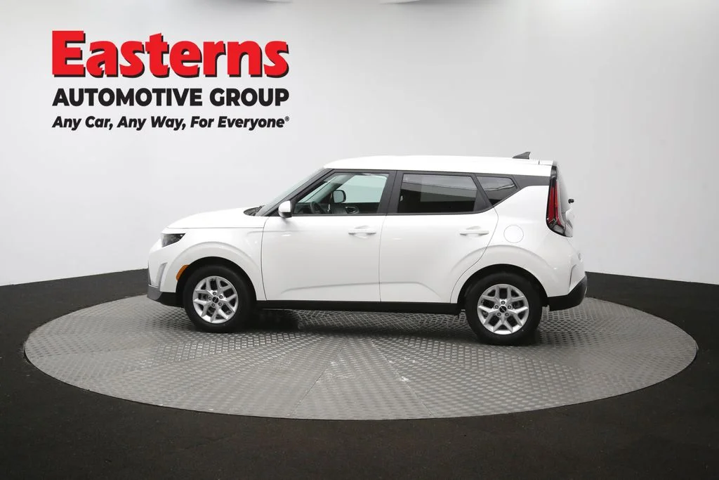 Used 2025 White Kia LX image 59