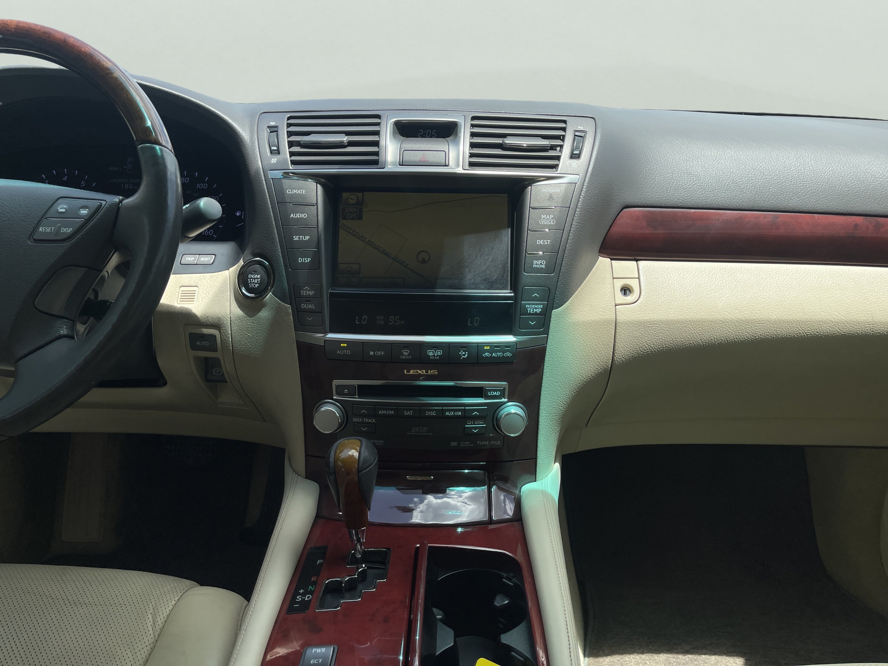 Used 2012 Starfire Pearl Lexus 4DR SDN RWD image 20
