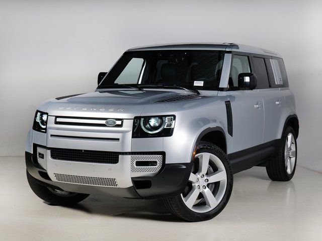 2024 Land Rover Defender 110 SE P400's photo