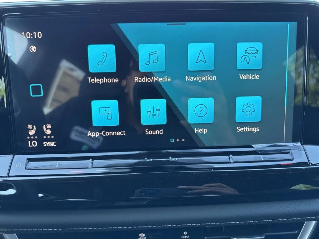 New 2026 Black Volkswagen 2.0T SE image 27