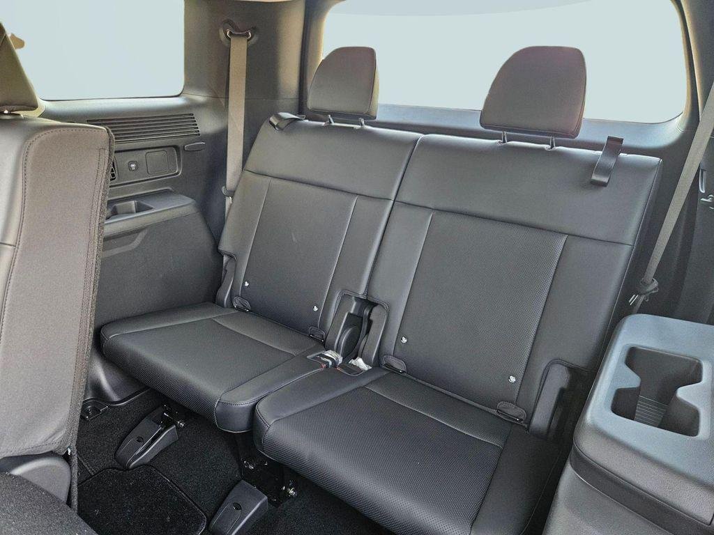 New 2026 Gray Hyundai SEL AWD image 24