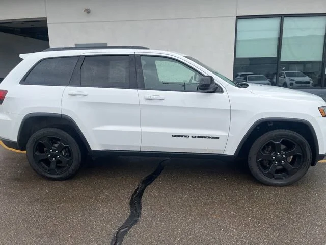 Certified Used 2020 Bright White Clearcoat Jeep Upland image 2