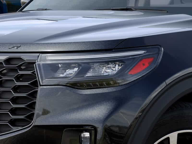 New 2027 Agate Black Metallic Ford ST-Line image 18