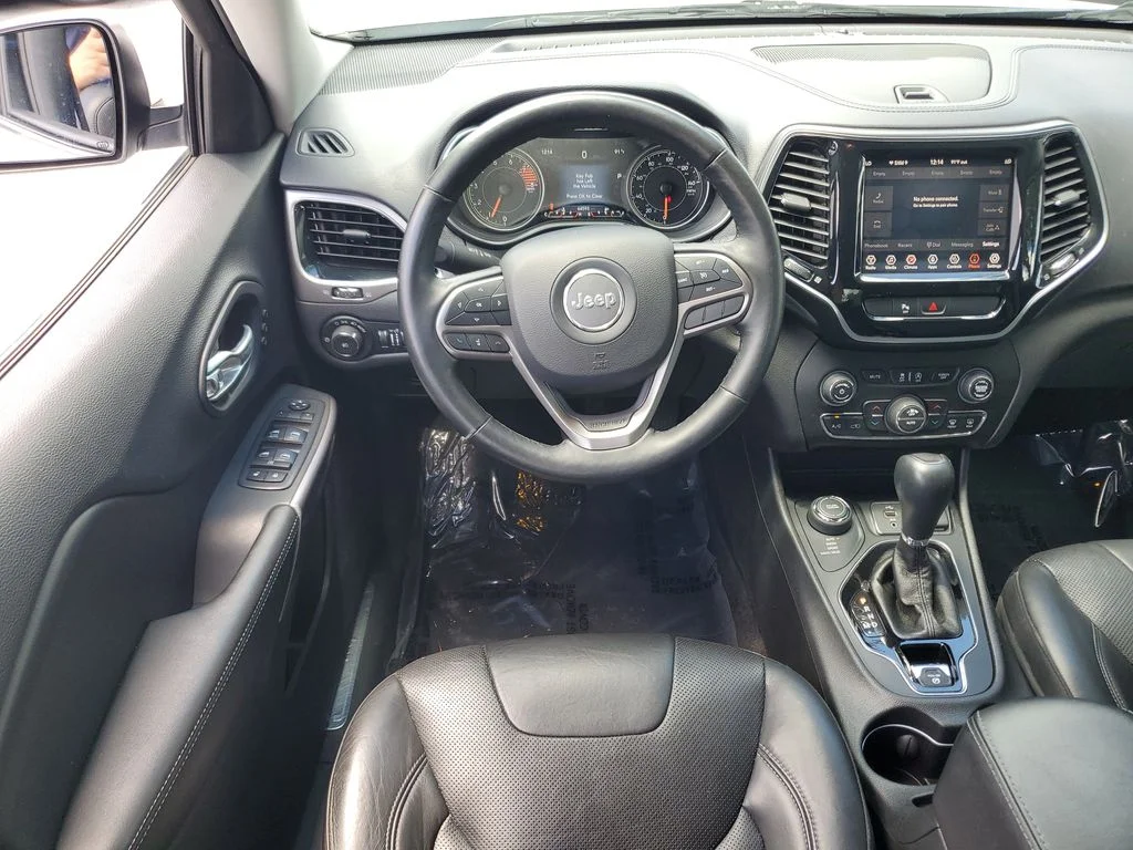 Used 2019 White Jeep Limited image 15