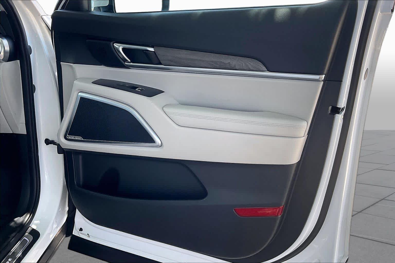 2021 Kia Telluride SX - Photo 23