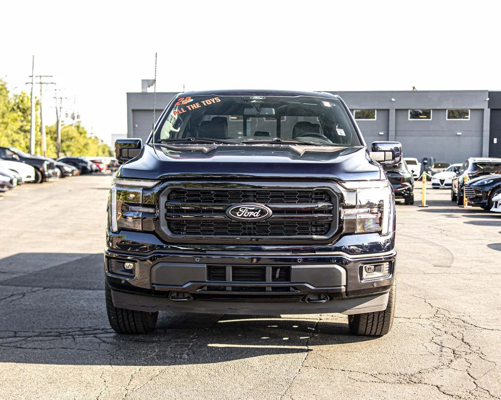 Used 2026 Blue Ford Lariat image 2