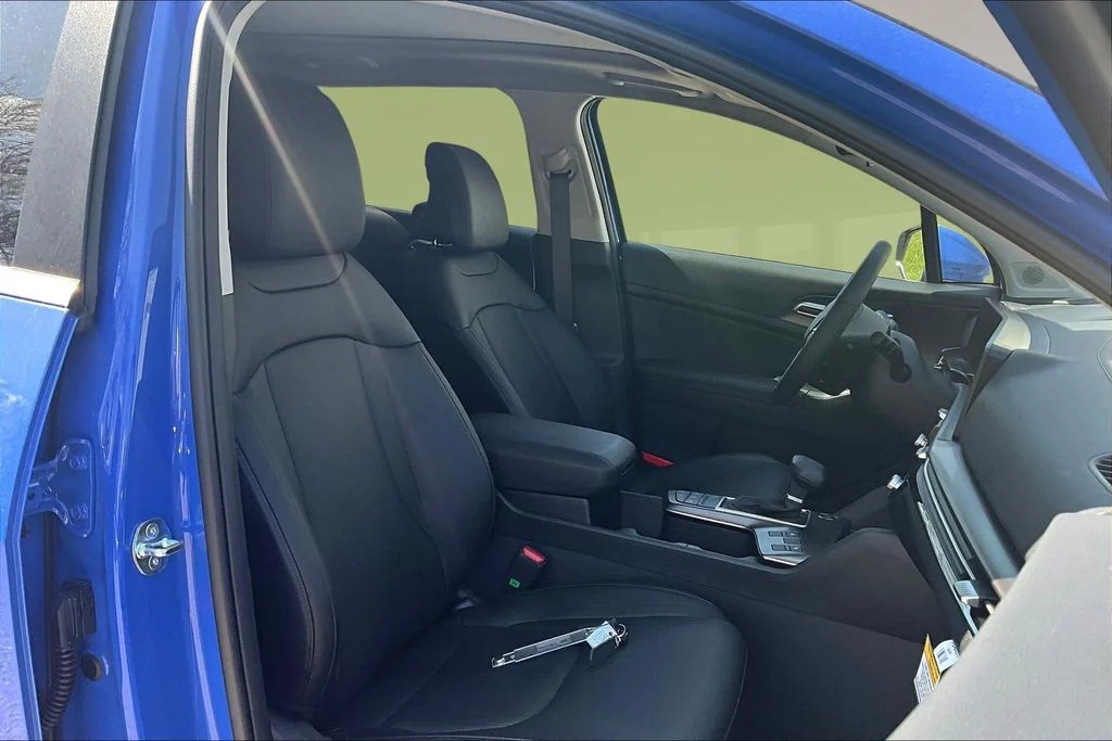 New 2026 Nebular Blue Kia EX image 11