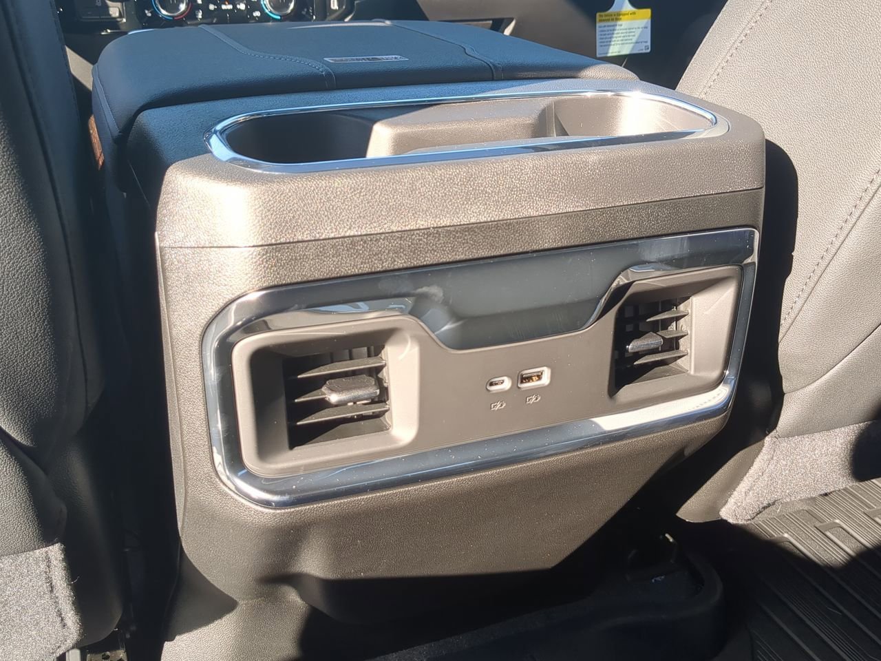 New 2026 Sterling Metallic GMC Elevation image 22