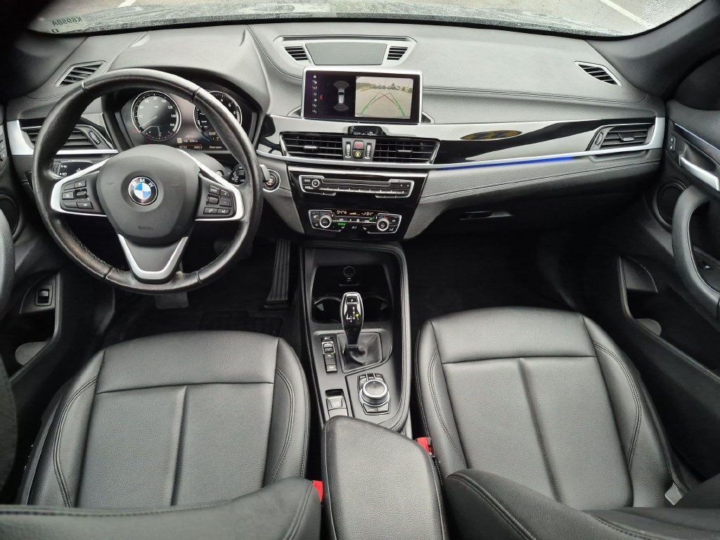 Used 2022 Black BMW xDrive28i image 26