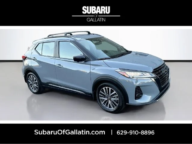 2021 Nissan Kicks SR