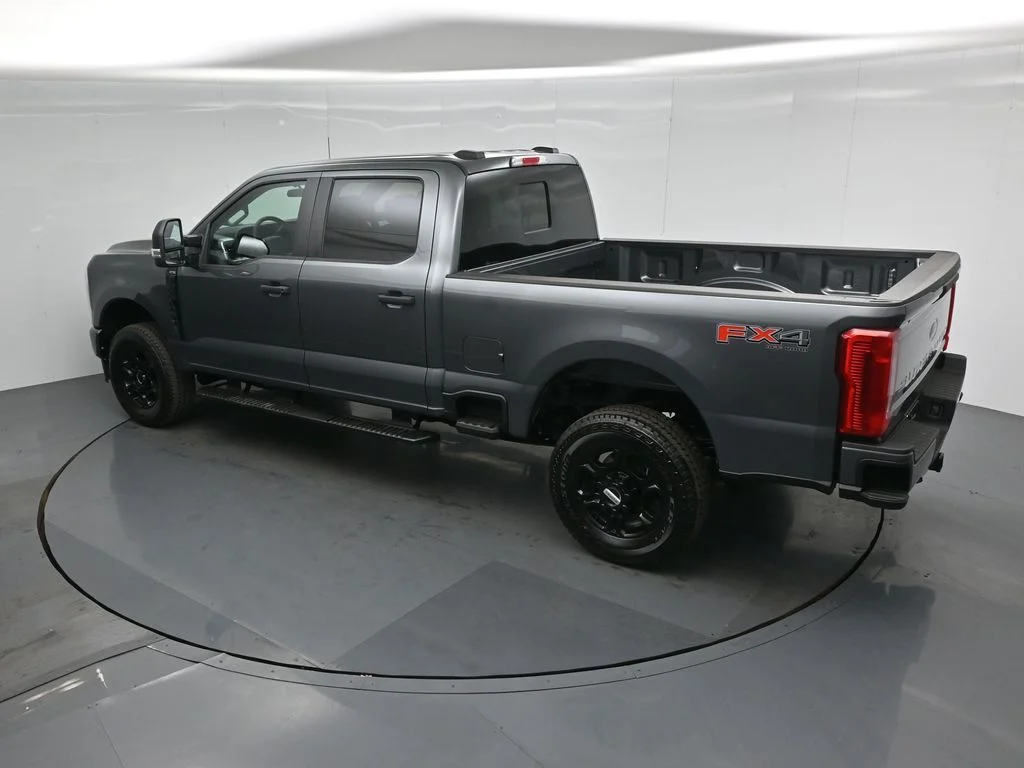 New 2026 Gray Ford XL image 36