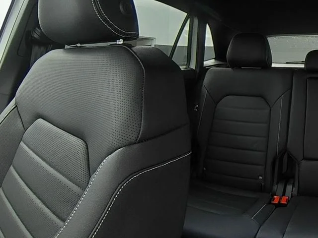New 2026 White Volkswagen SEL R-Line Black image 40