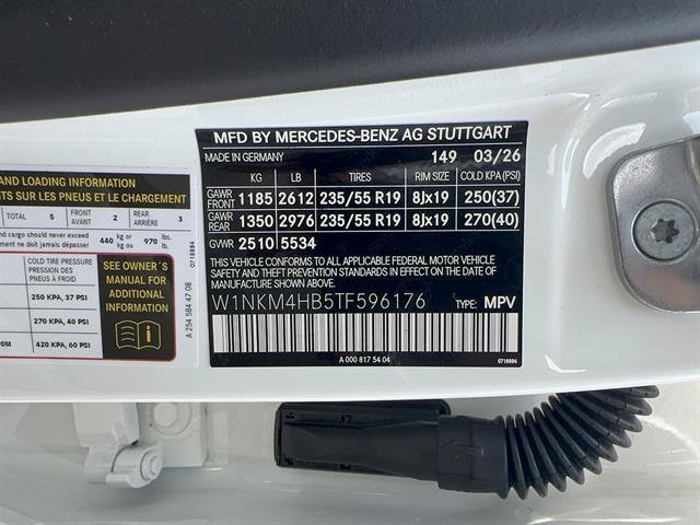 New 2026 Polar White Mercedes-Benz GLC 300 4MATIC® image 32