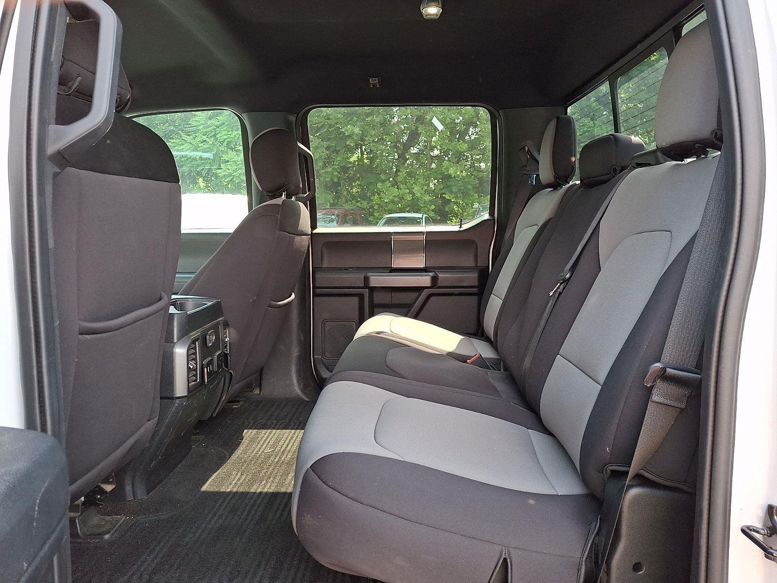 Used 2019 Oxford White Ford XLT image 10