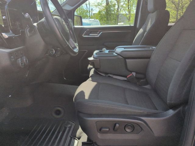 Used 2025 Black Chevrolet LT (2FL) image 22