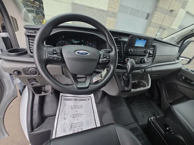 Used 2025 Oxford White Ford Base image 21