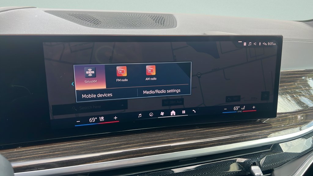 Certified Used 2024 Skyscraper Grey Metallic BMW xDrive40i image 13
