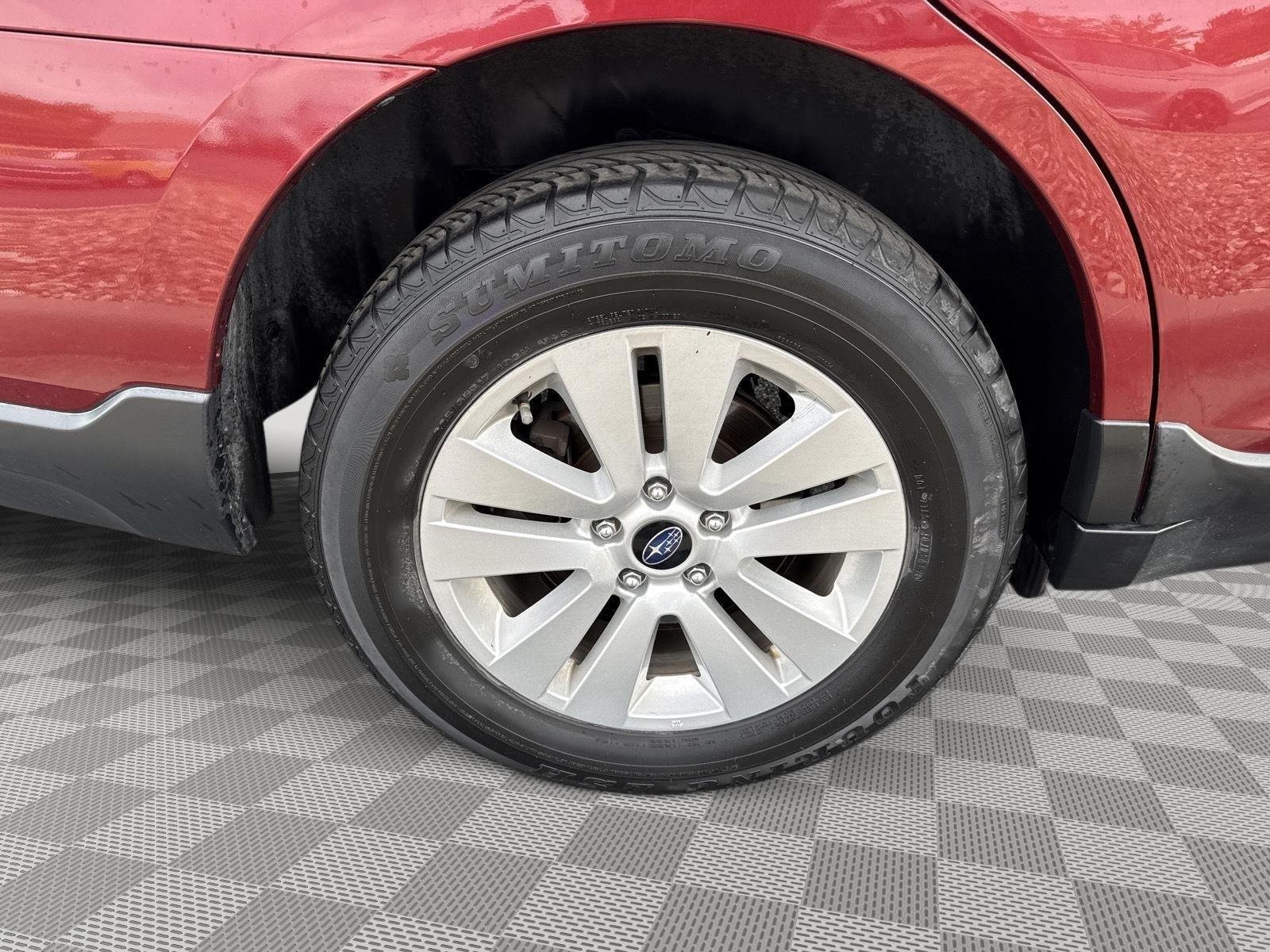 Used 2017 Venetian Red Pearl Subaru Premium image 17