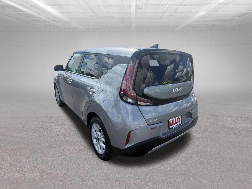 Certified Used 2025 Gray Kia LX image 8