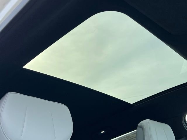 2025 Cadillac LYRIQ Luxury 1 - Photo 21