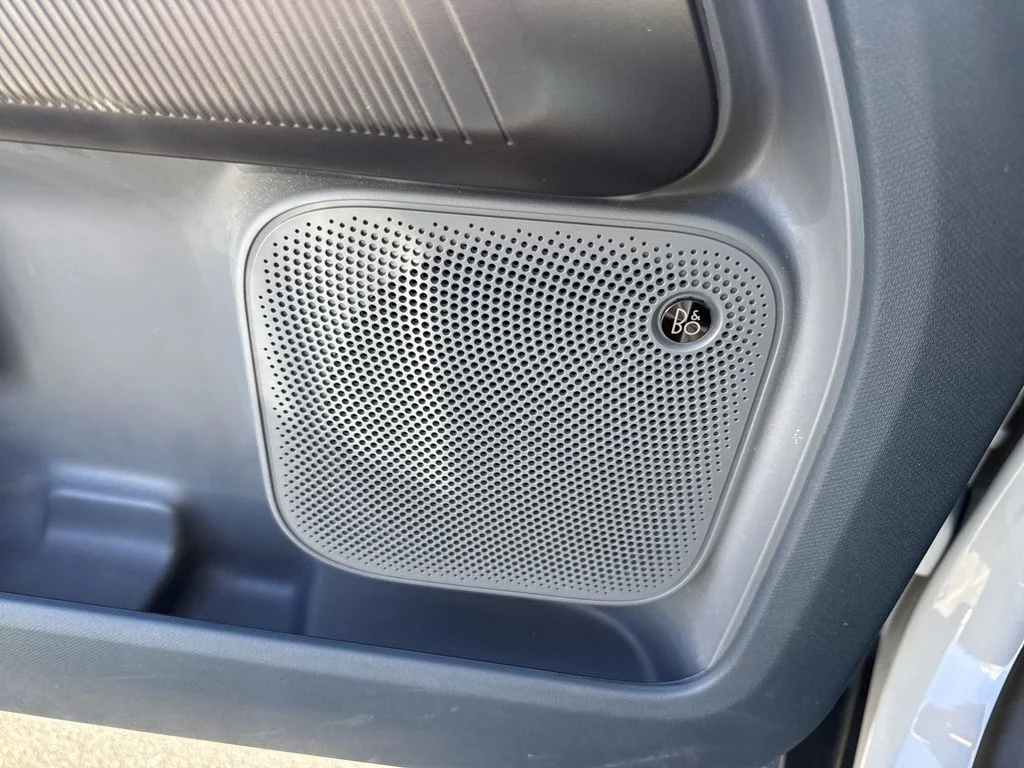 Used 2023 White Ford Lariat image 28