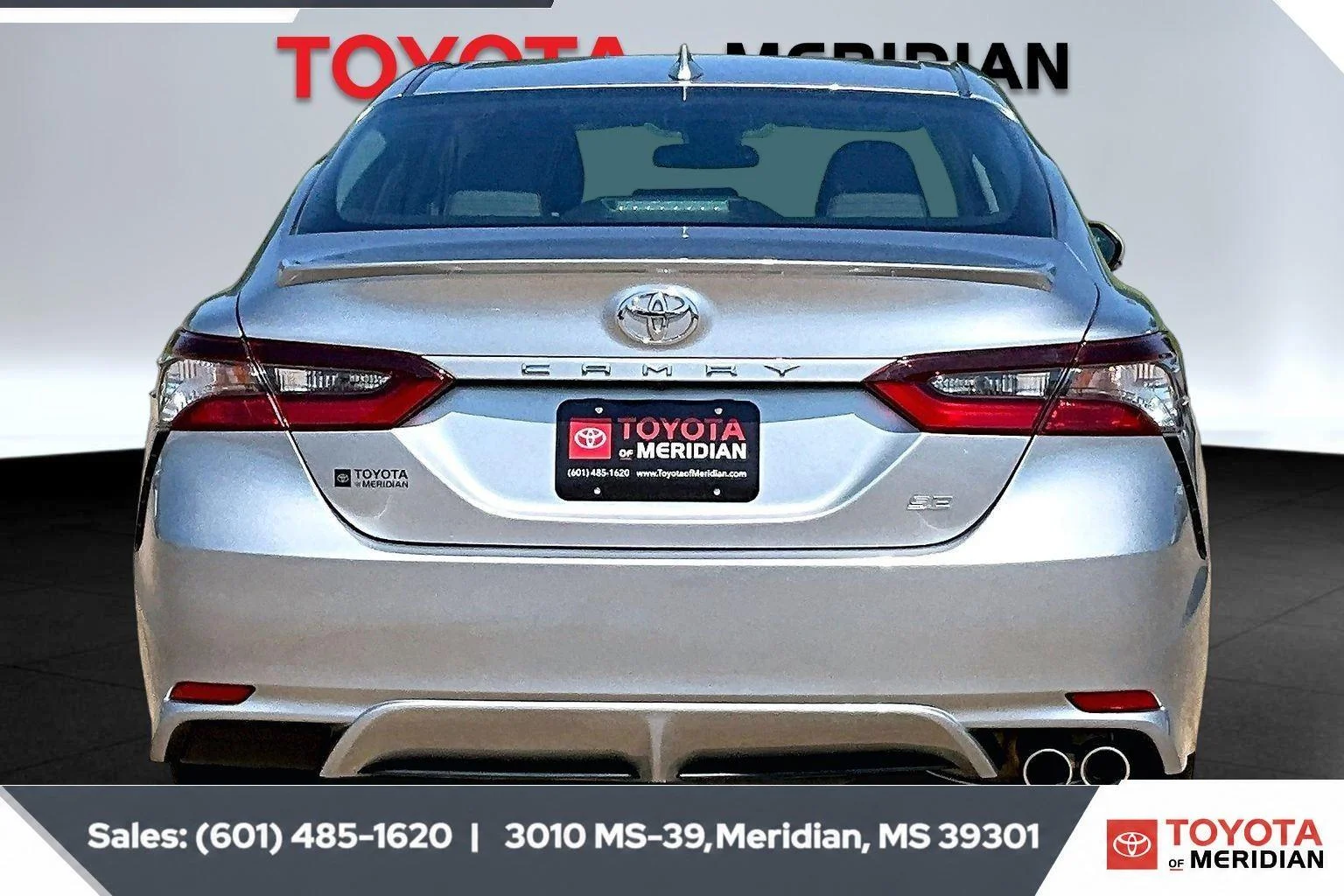 Used 2024 Celestial Silver Metallic Toyota SE Auto (Natl) image 4