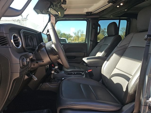 New 2025 Anvil Clear-Coat Exterior Paint Jeep High Tide image 15