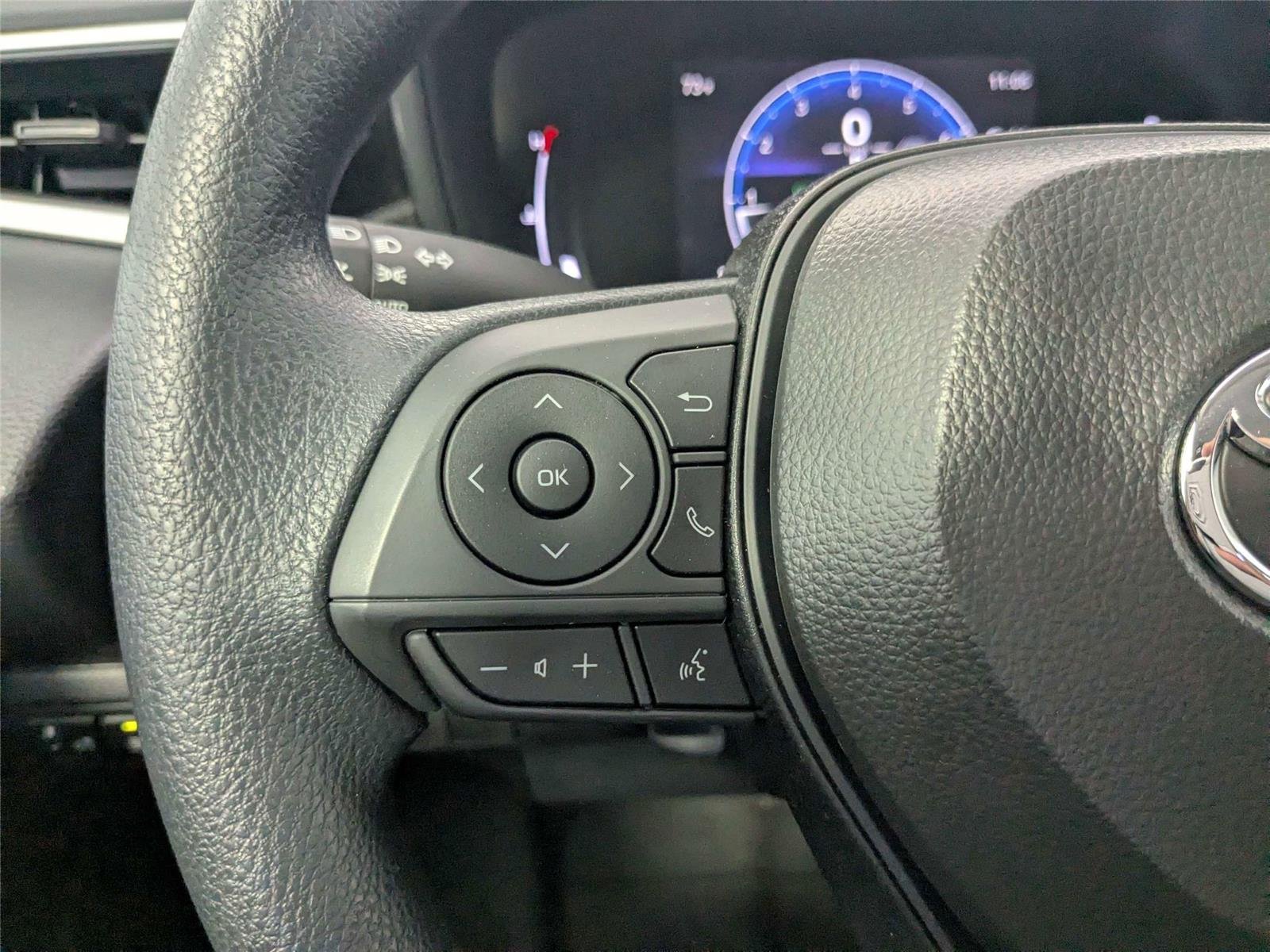 Used 2026 Ice Cap Toyota LE image 11