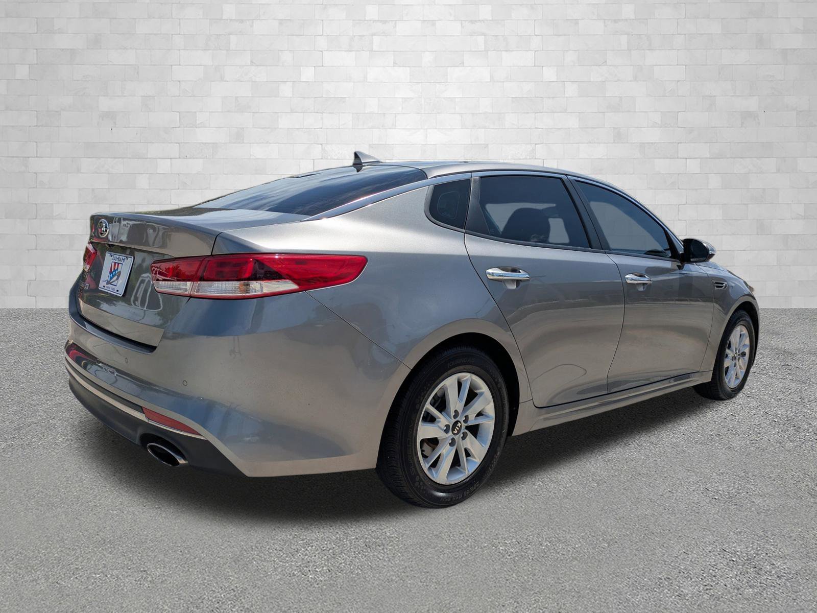 Used 2018 Kia Optima LX with VIN 5XXGT4L35JG213979 for sale in Naples, FL