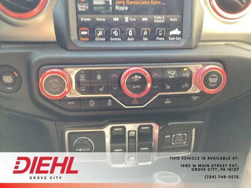 Used 2021 Black Jeep 80th Anniversary 4x4 image 19