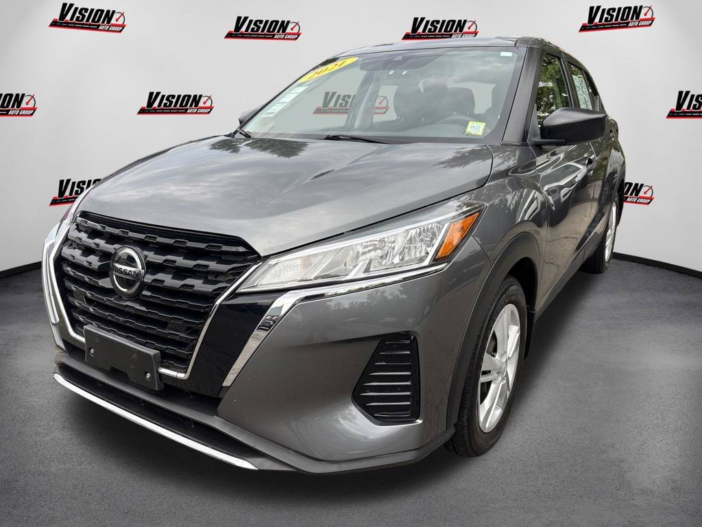 Used 2021 Gray Nissan S image 1