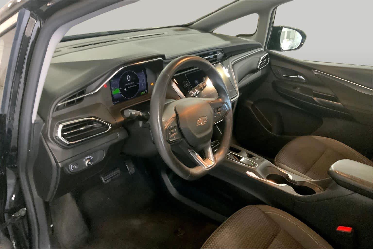 Used 2023 Mosaic Black Metallic Chevrolet 1LT image 16