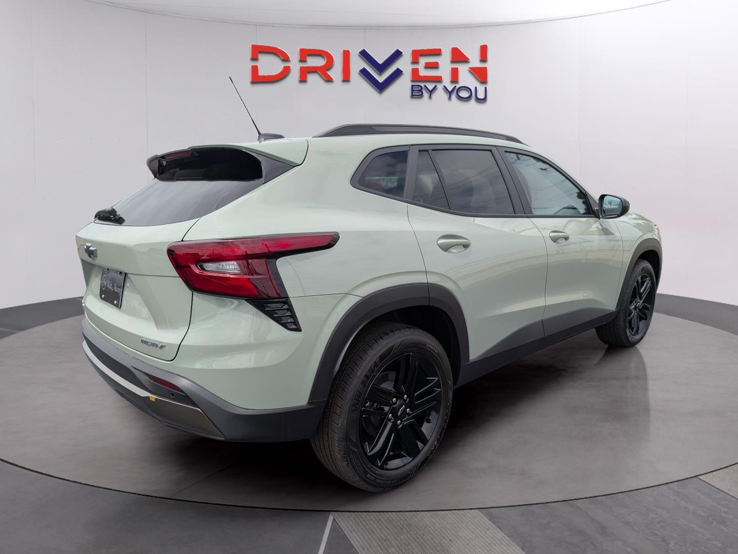 New 2026 Cacti Green Chevrolet ACTIV image 5