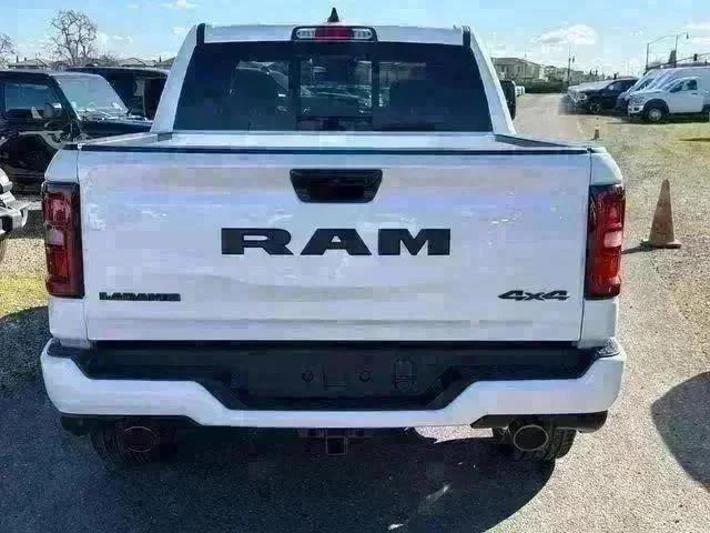 New 2026 Ivory White Tri-Coat Pearl-Coat Exterior Paint RAM LARAMIE image 11