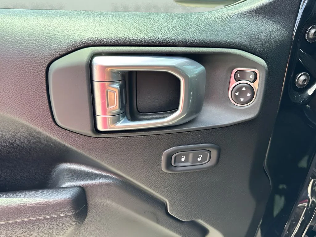 Used 2024 Black Jeep Sport S image 25