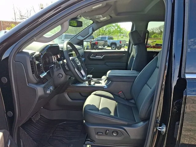 New 2026 Onyx Black GMC SLT image 13