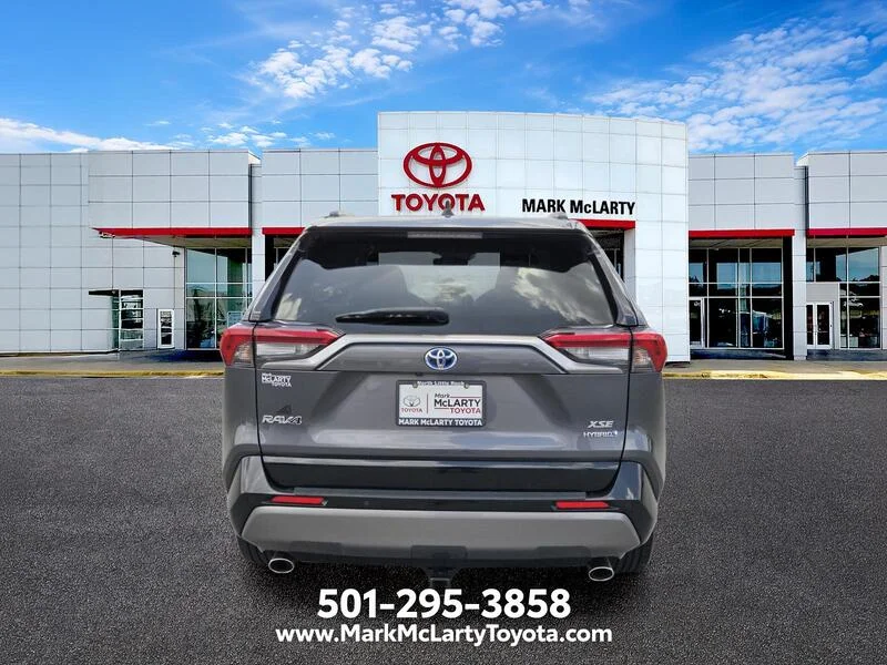 Used 2020 Magnetic Gray Metallic TOYOTA HYBRID XSE AWD image 4