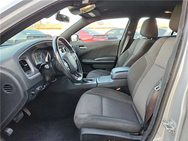 Used 2022 Silver Dodge SXT Rear-Wheel Drive image 12