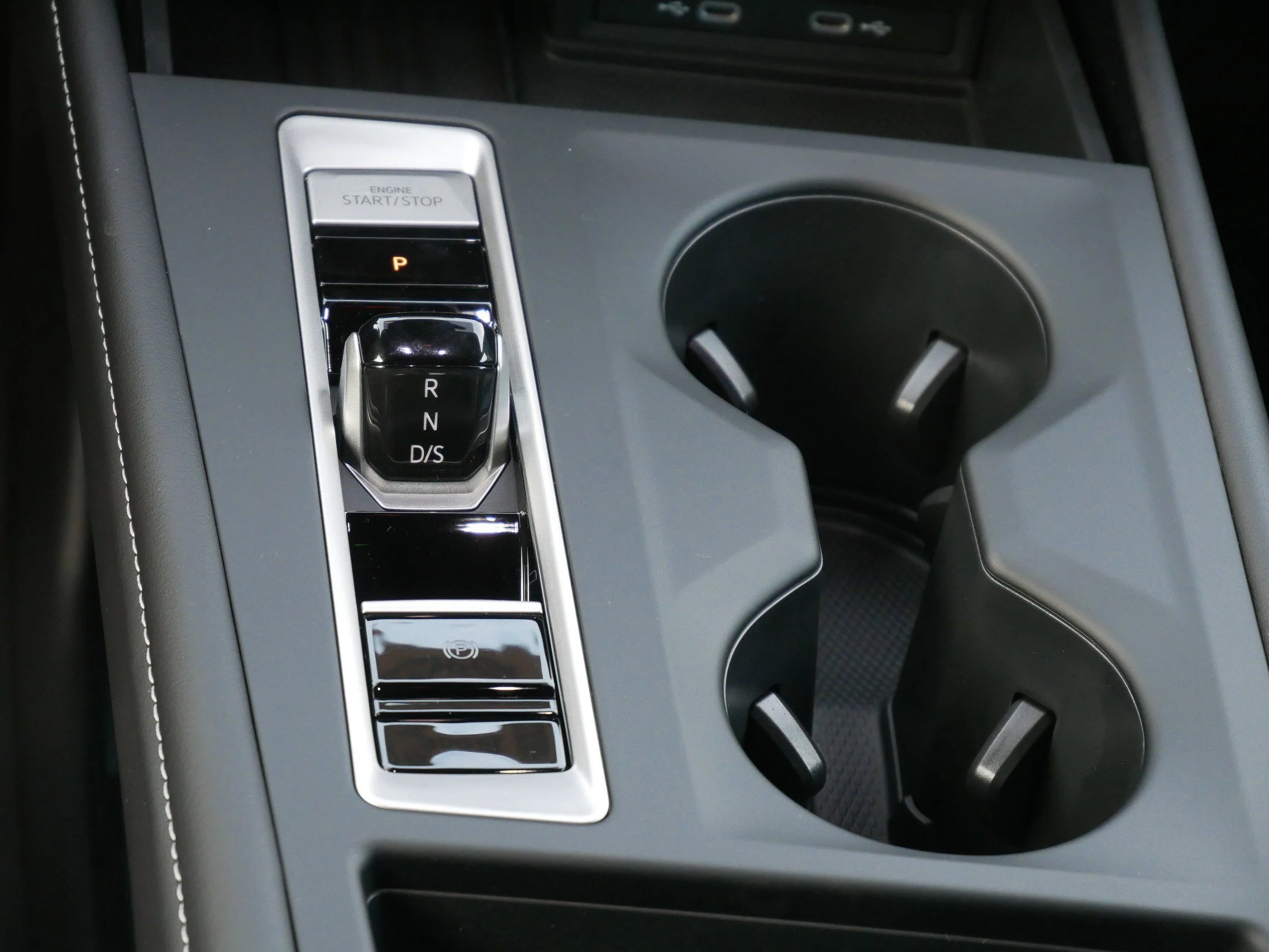 2026 Volkswagen Atlas Cross Sport SE - Photo 9