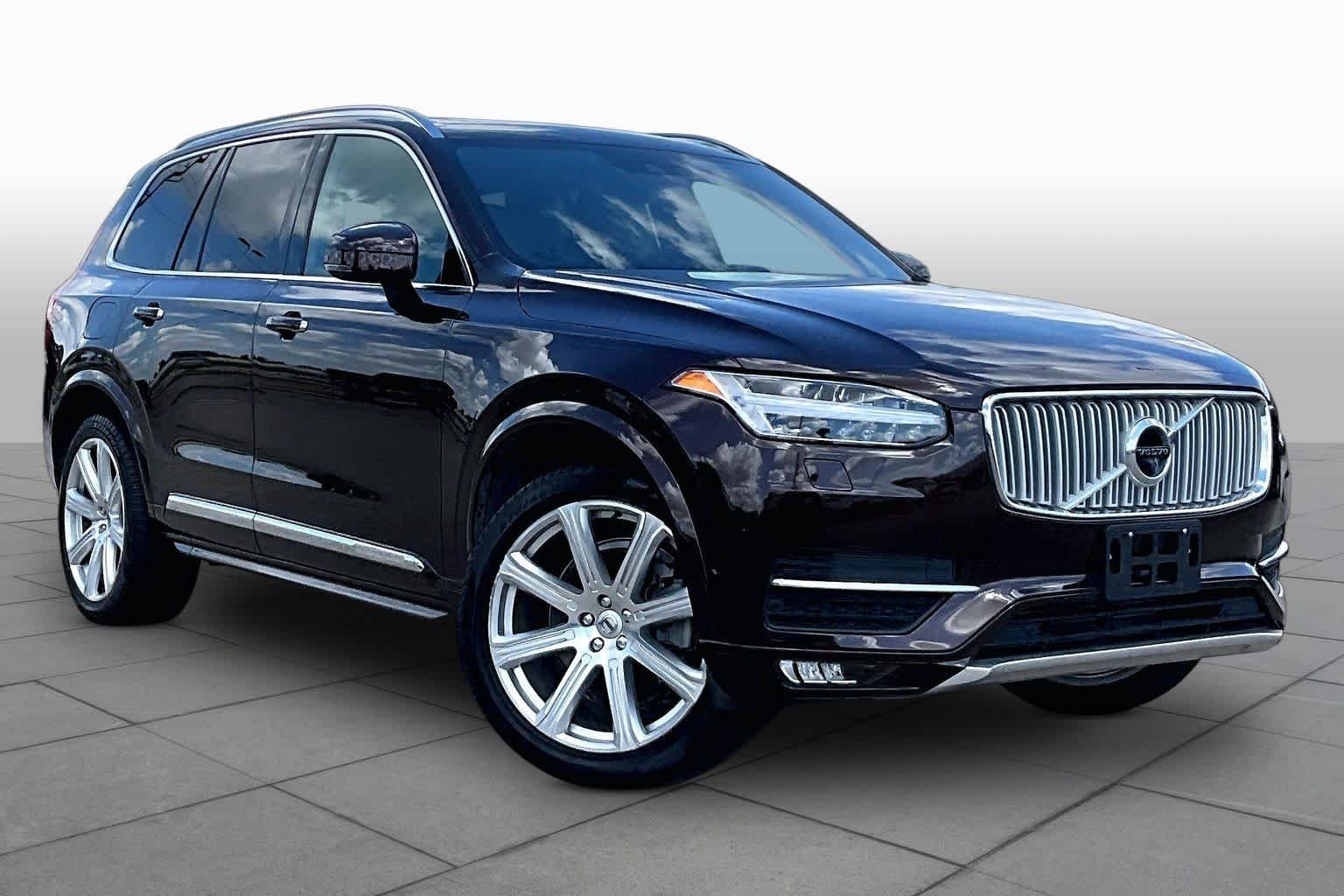 Used 2018 Maple Brown Metallic Volvo Inscription image 3