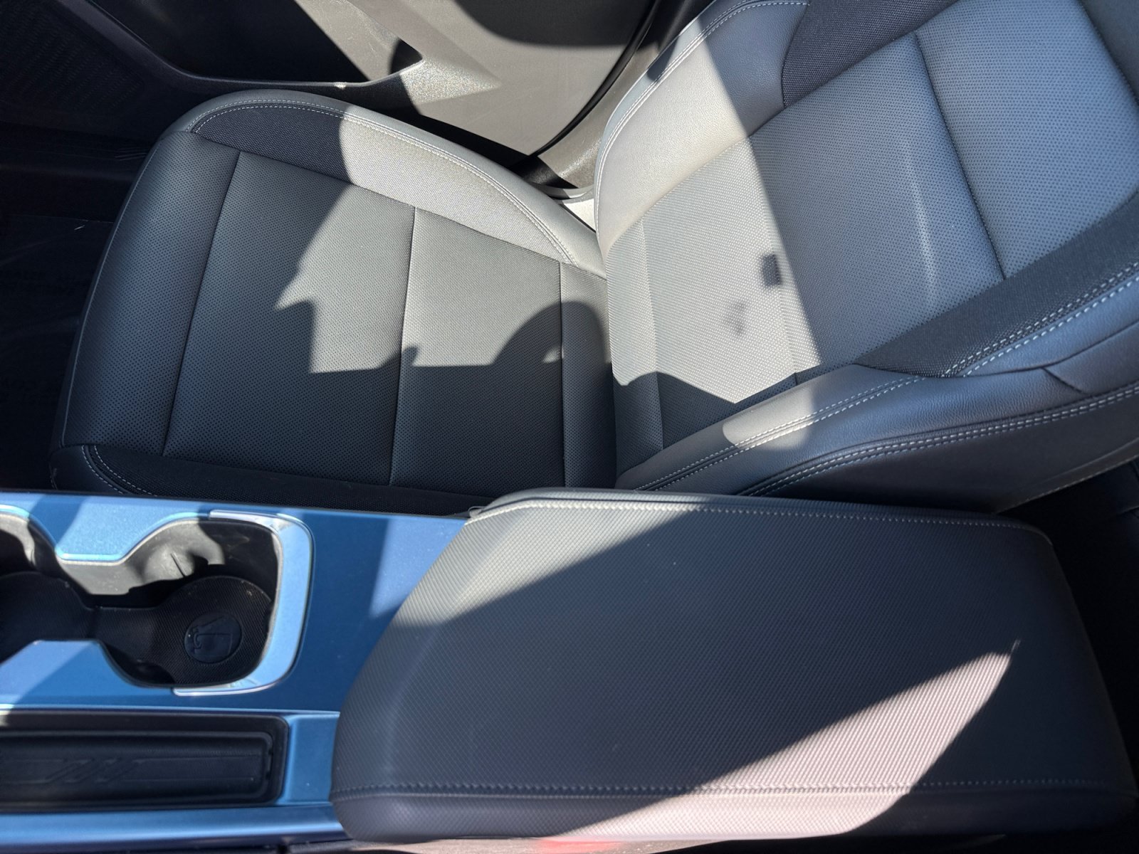 Used 2024 Summit White Chevrolet LT image 14